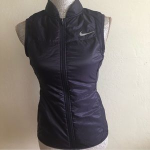 Nike running color purple zipper up packets in front size xs vest